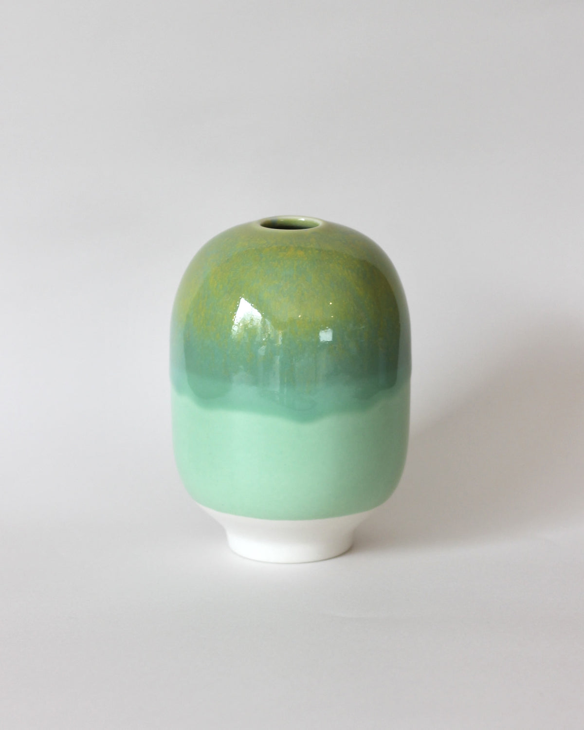 【Studio Arhoj】 Hana Vase plum - Green [スタジオアーホイ ハナベース]