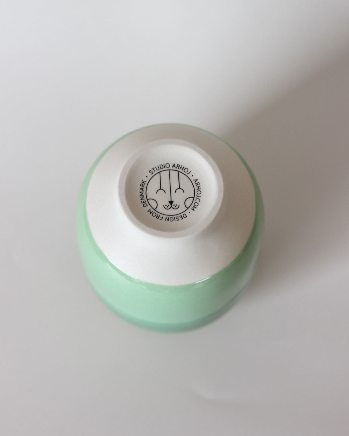 【Studio Arhoj】 Hana Vase plum - Green [スタジオアーホイ ハナベース]