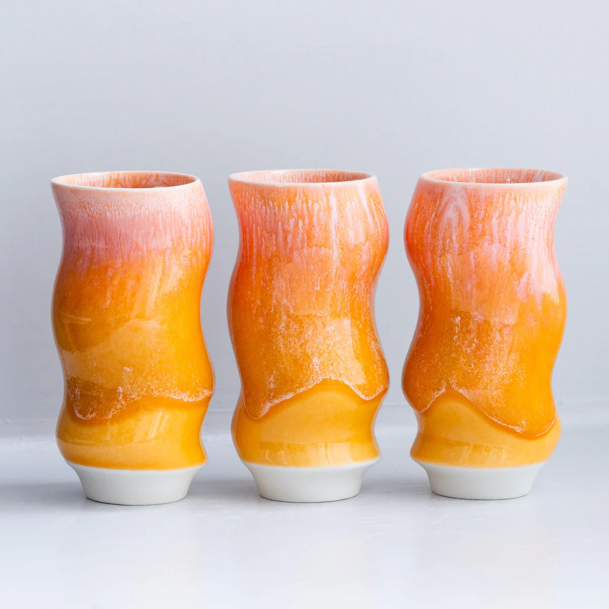 【Studio Arhoj】 Hana Vase Small Wave - Mandarine [スタジオアーホイ ハナベースウェーブ - マンダリン]